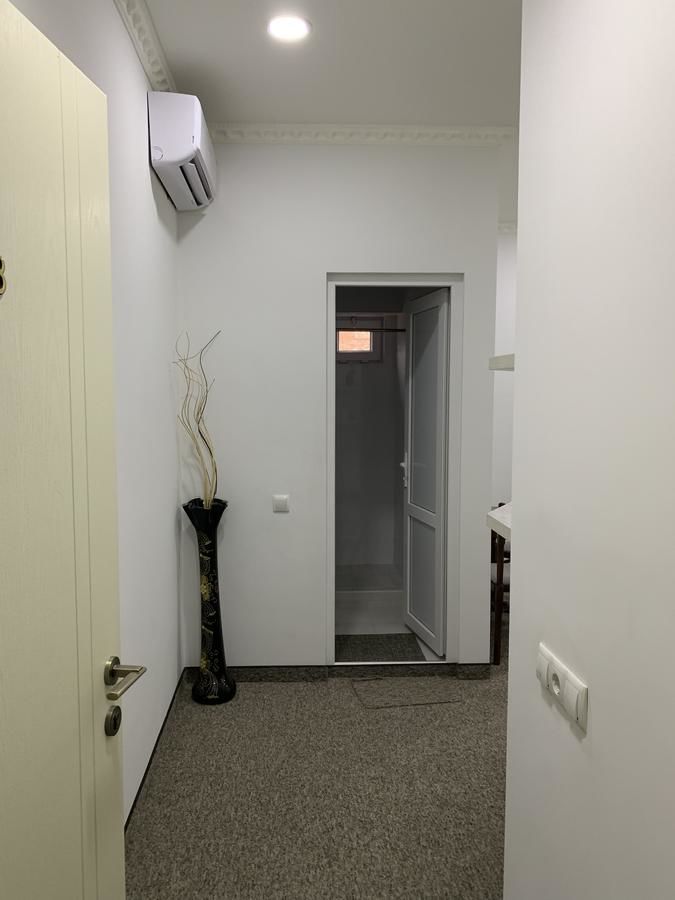 Отель Hotel Leo Palace Tbilisi Тбилиси-27