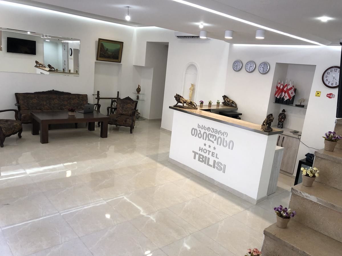 Отель Hotel Leo Palace Tbilisi Тбилиси-11
